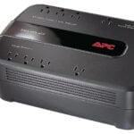 Protege tus dispositivos con UPS contra sobretensiones